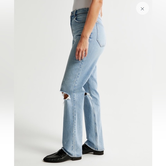 Abercrombie Curve Love 90s Ultra High Rise Straight Jeans - Picture 7 of 16